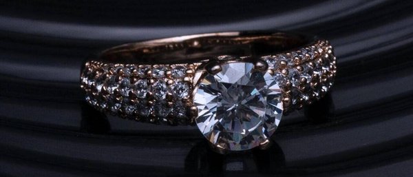 « 4 C » pour  bien choisir son alliance or diamant